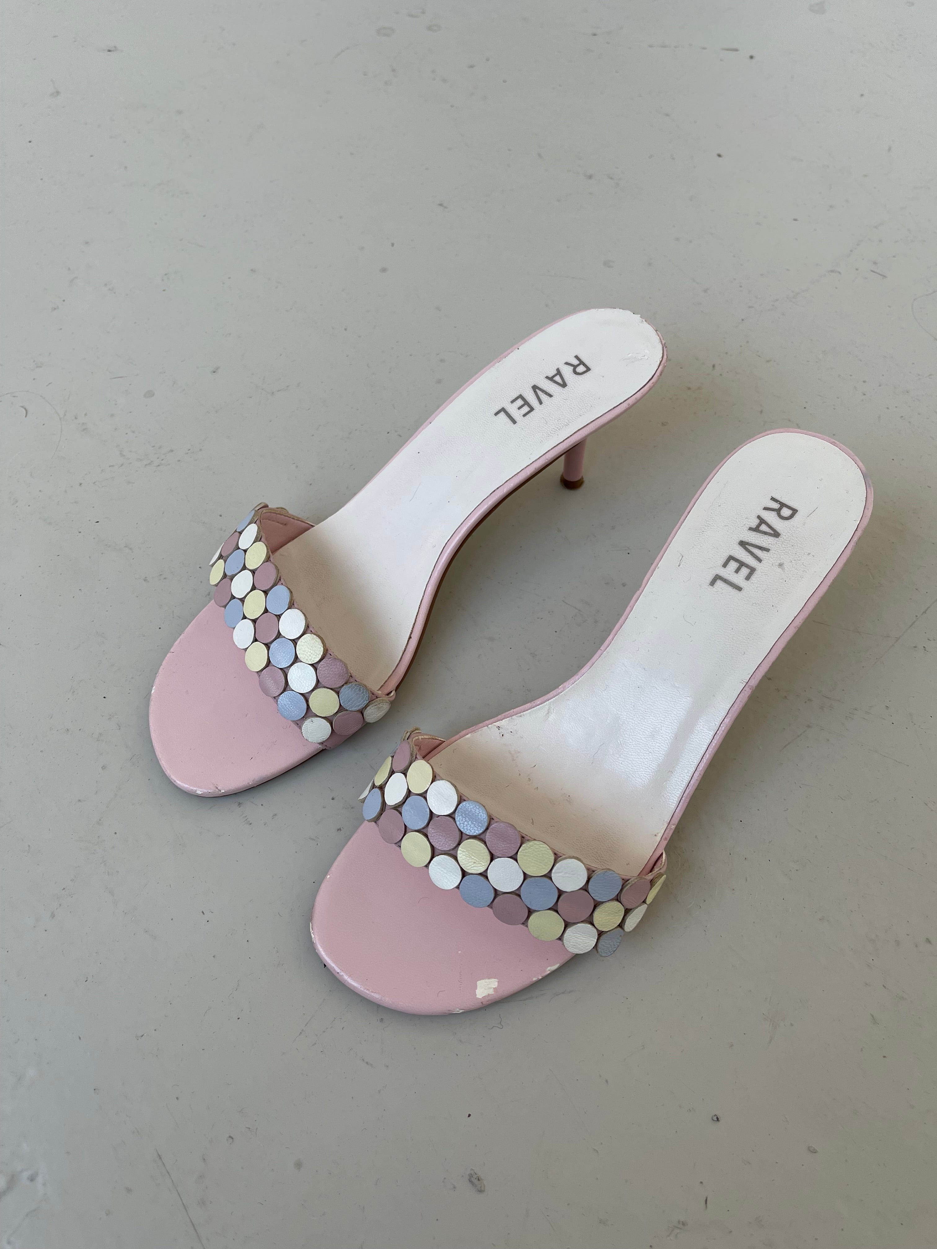 Vintage ravel kitten heels