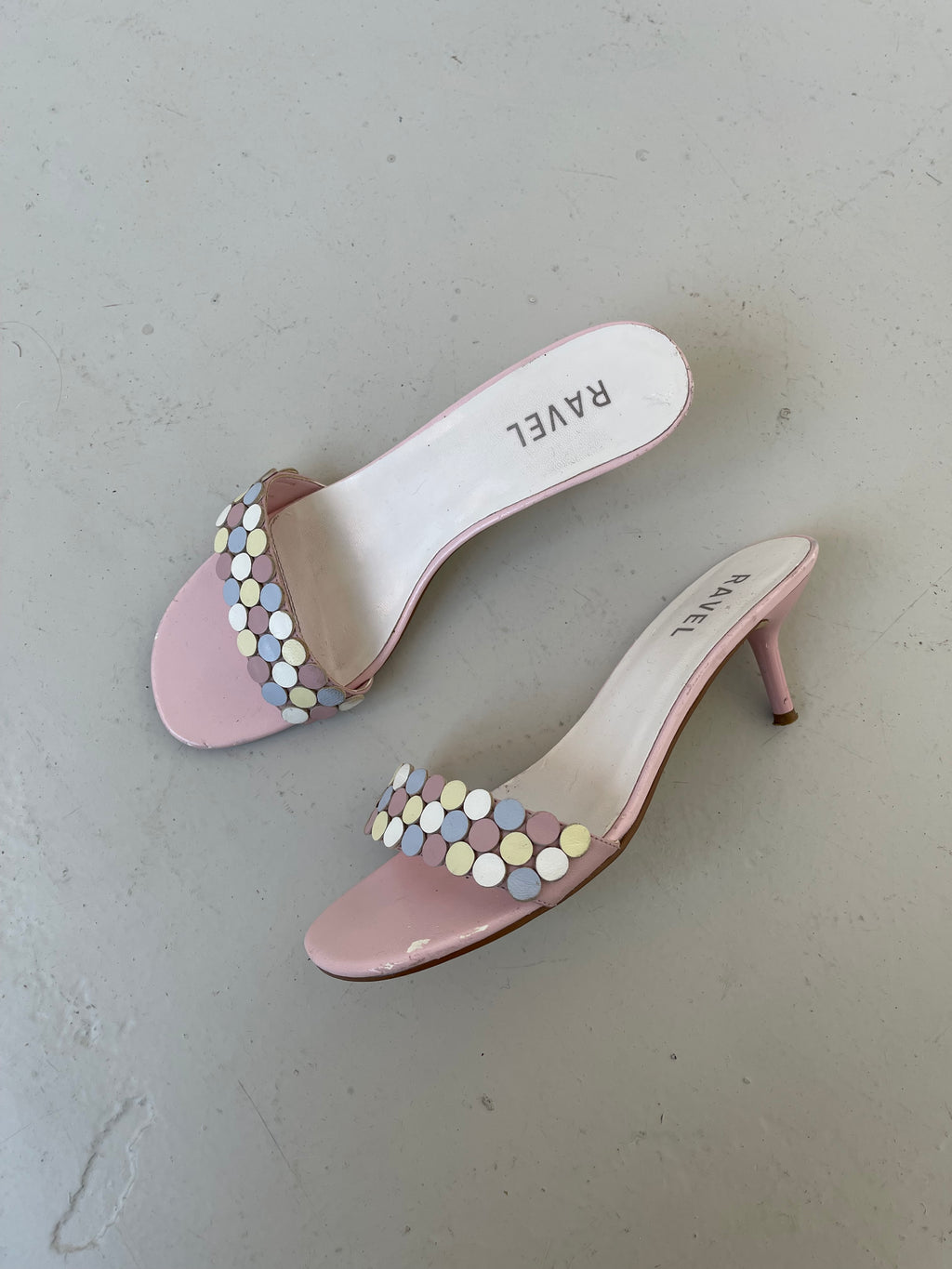 Vintage ravel kitten heels