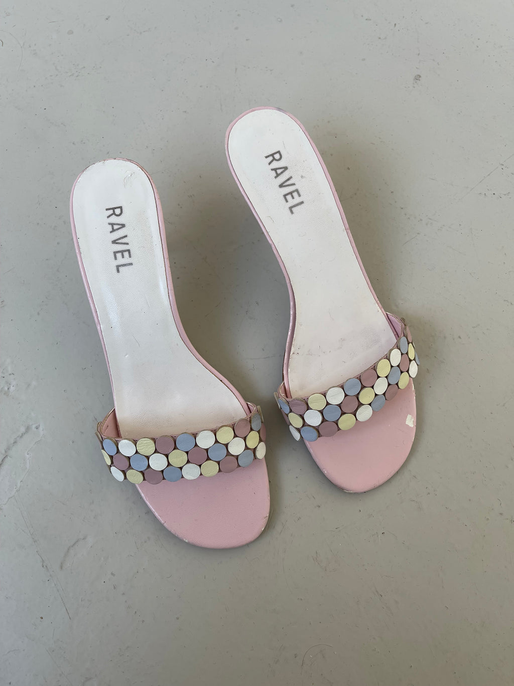 Vintage ravel kitten heels