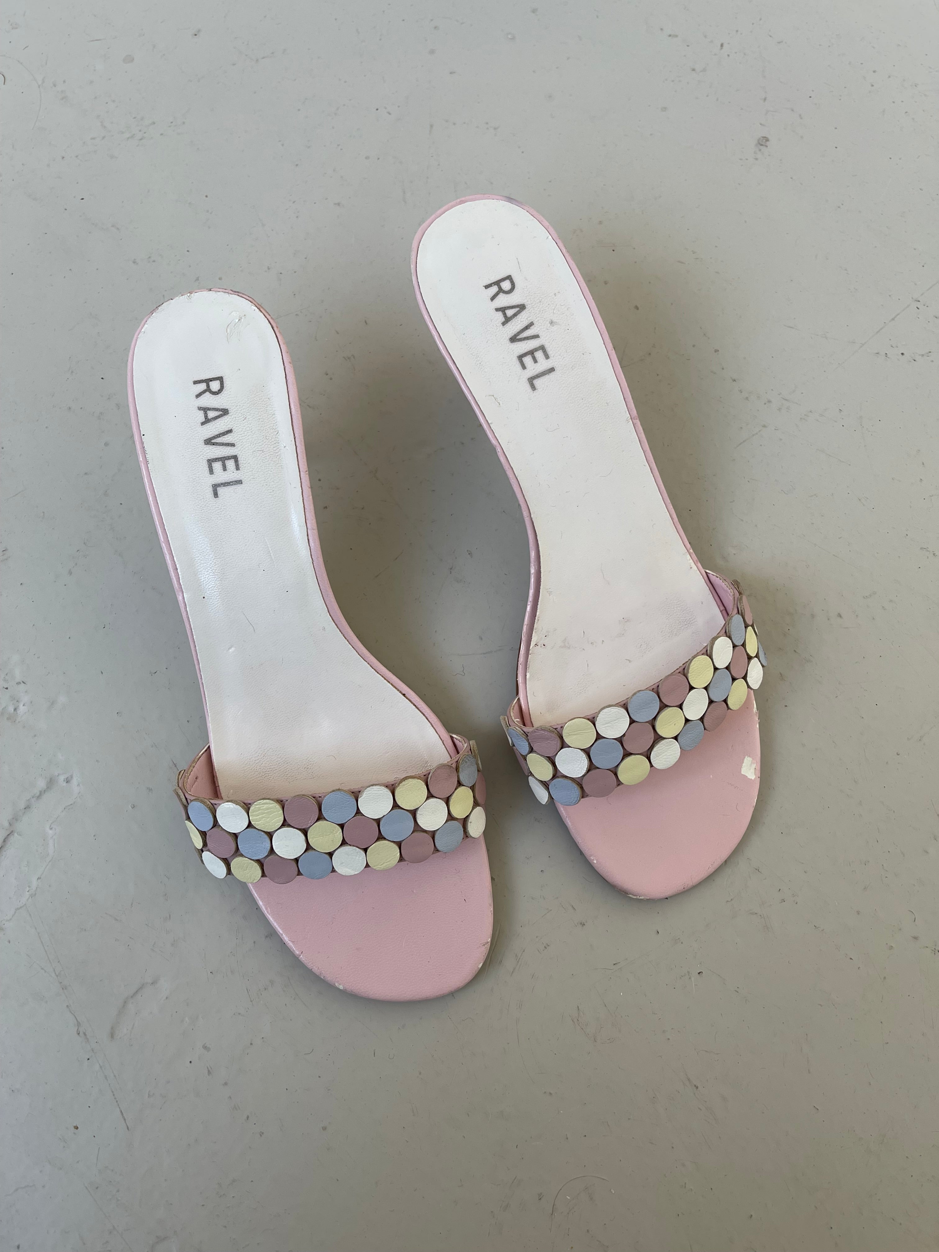 Vintage ravel kitten heels