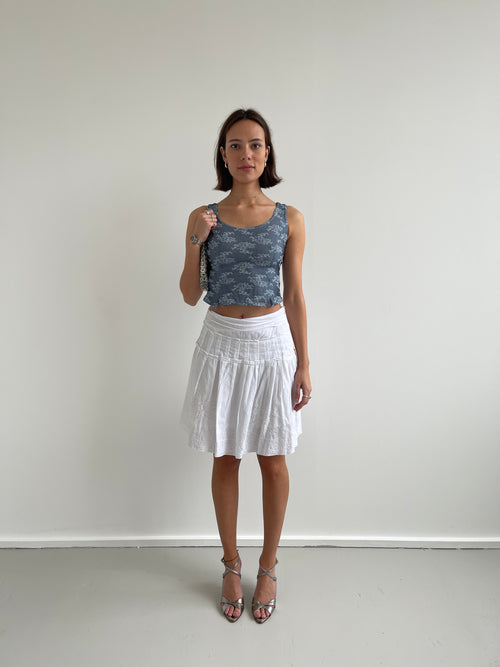 00s white pleated embroidered knee length skirt