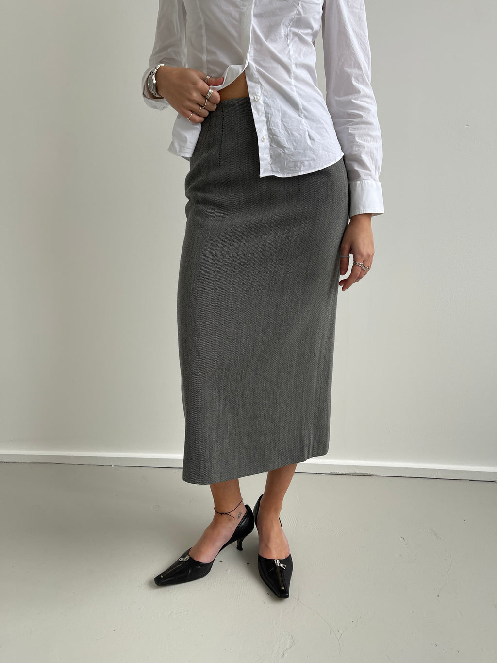 Grey needle striped pencil skirt