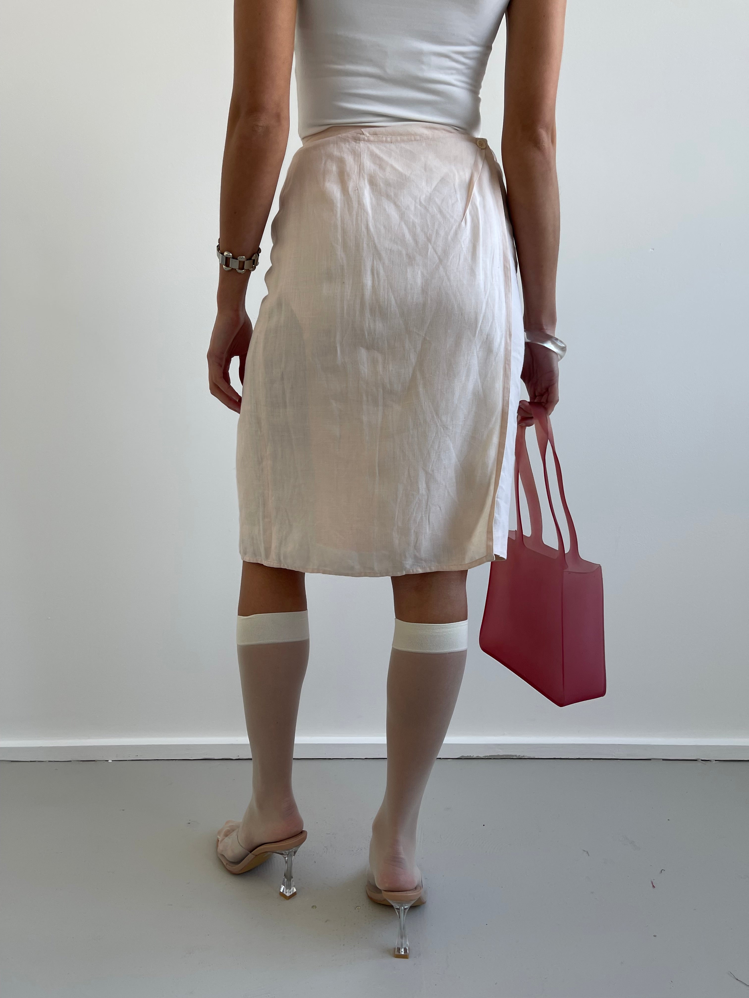 Gianfranco Ferre pale peach linen pencil skirt