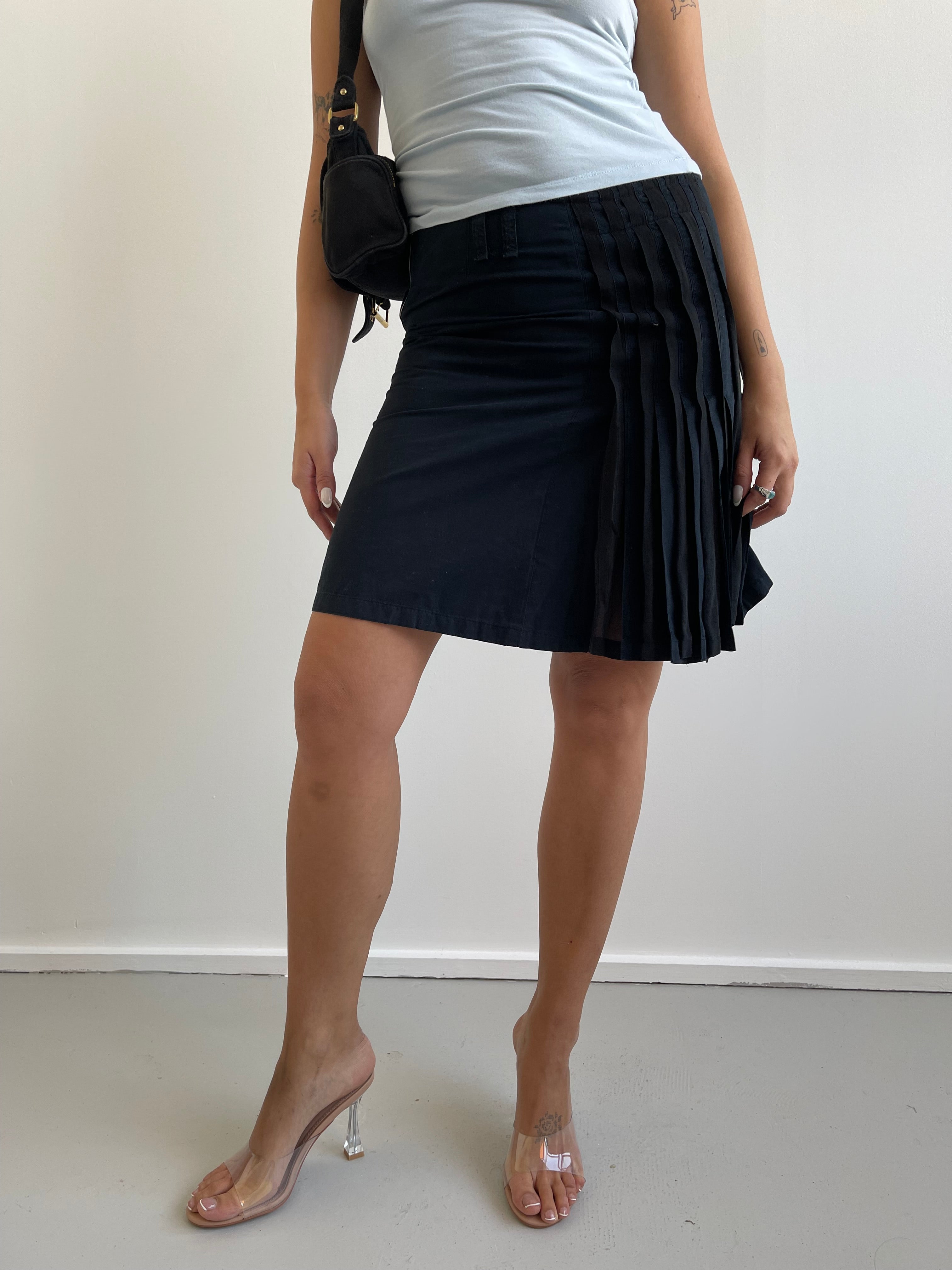 Sportmax navy knee length skirt with black silk trims