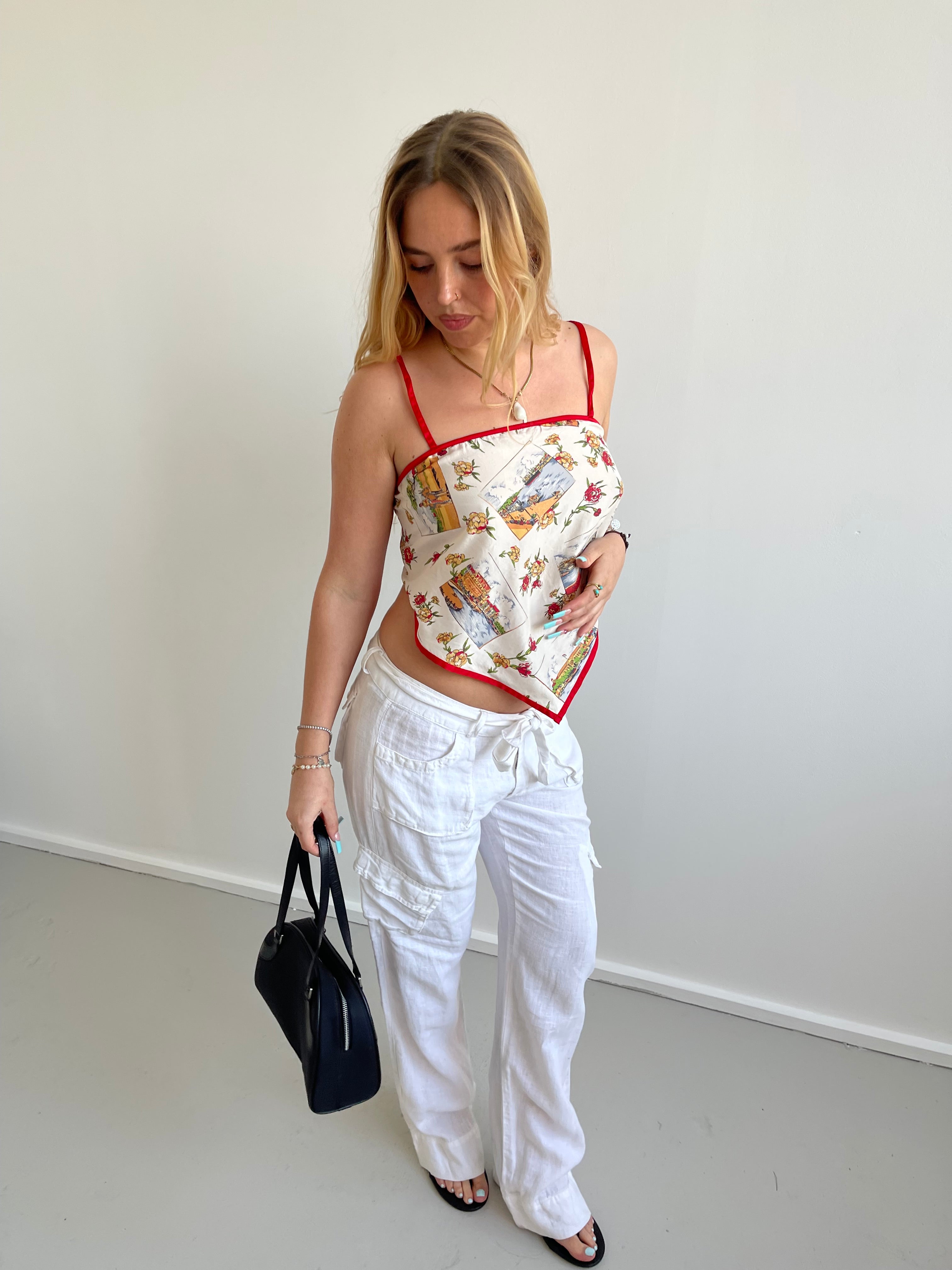 Intimissimi illustrated floaty handkerchief top