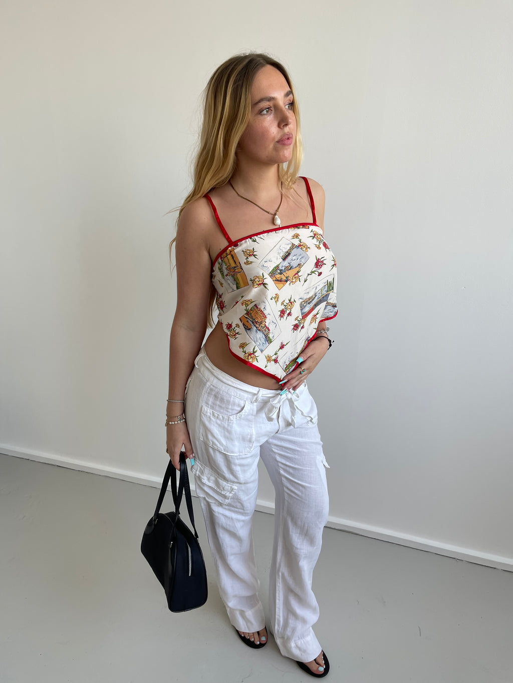 Intimissimi illustrated floaty handkerchief top
