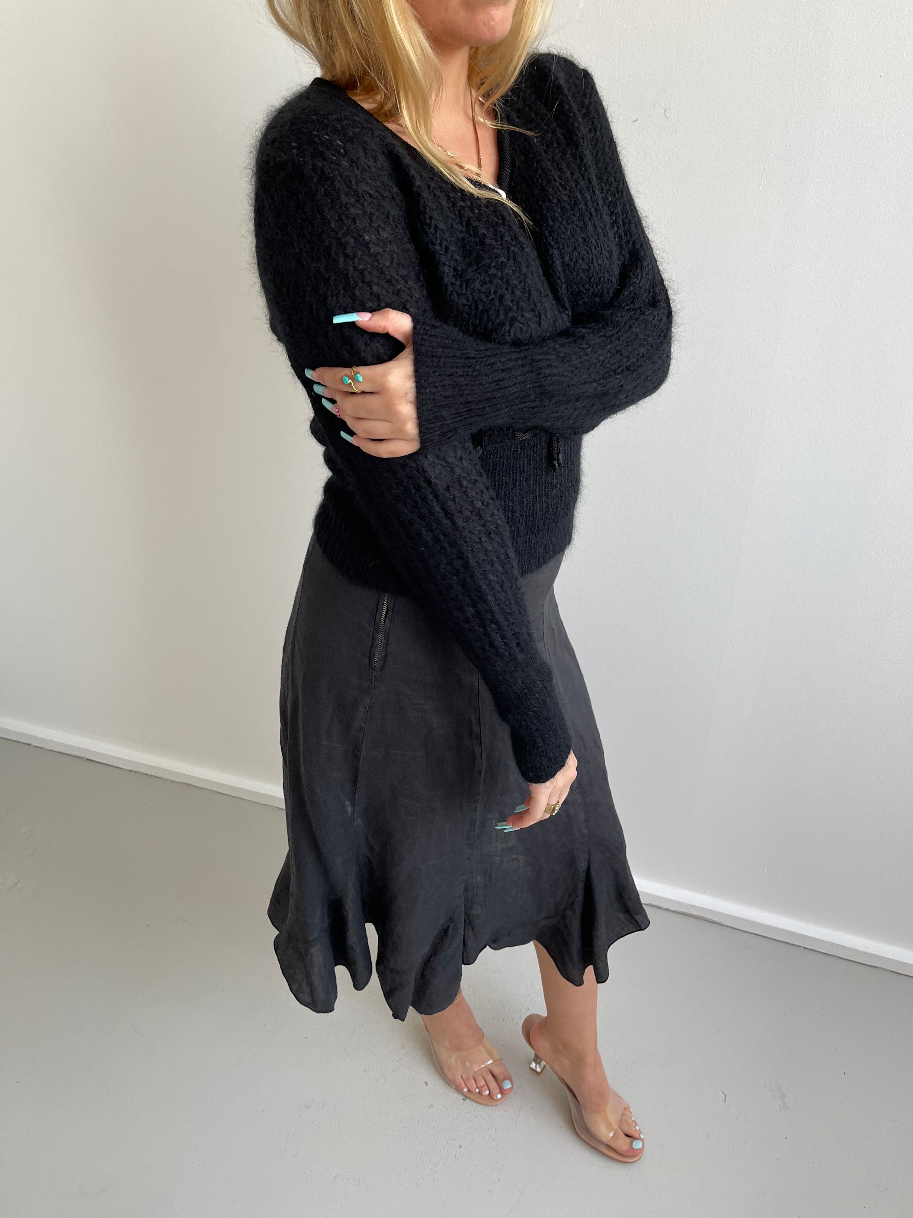 M.G. Vulpinari black loose knit jumper