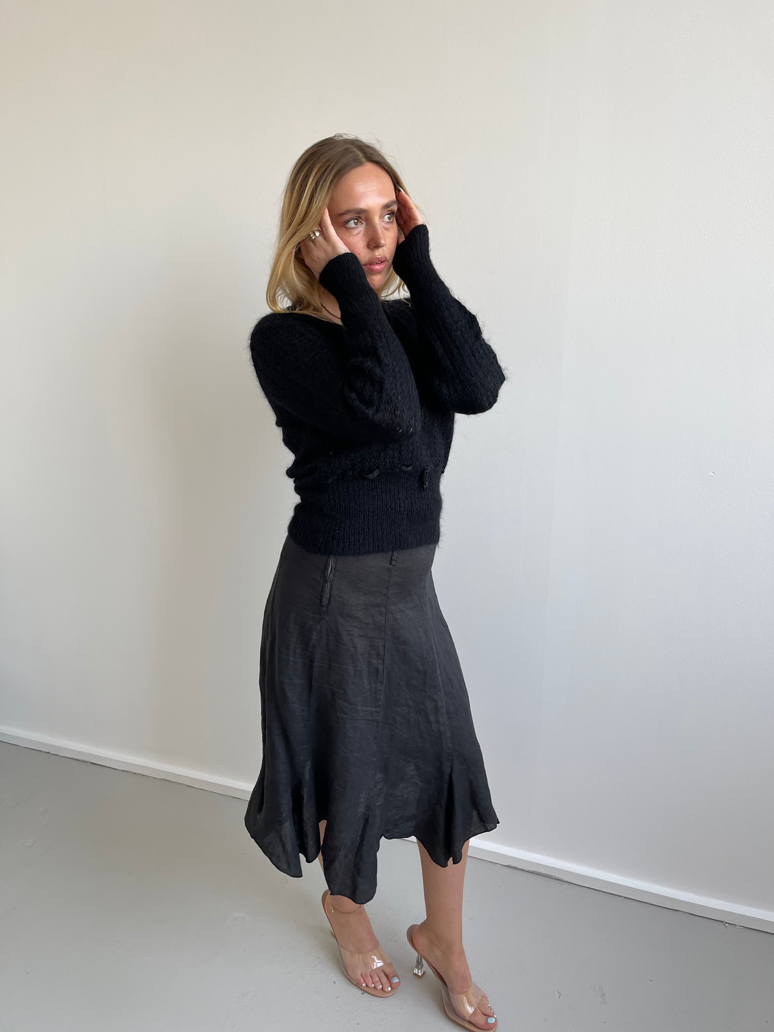 M.G. Vulpinari black loose knit jumper