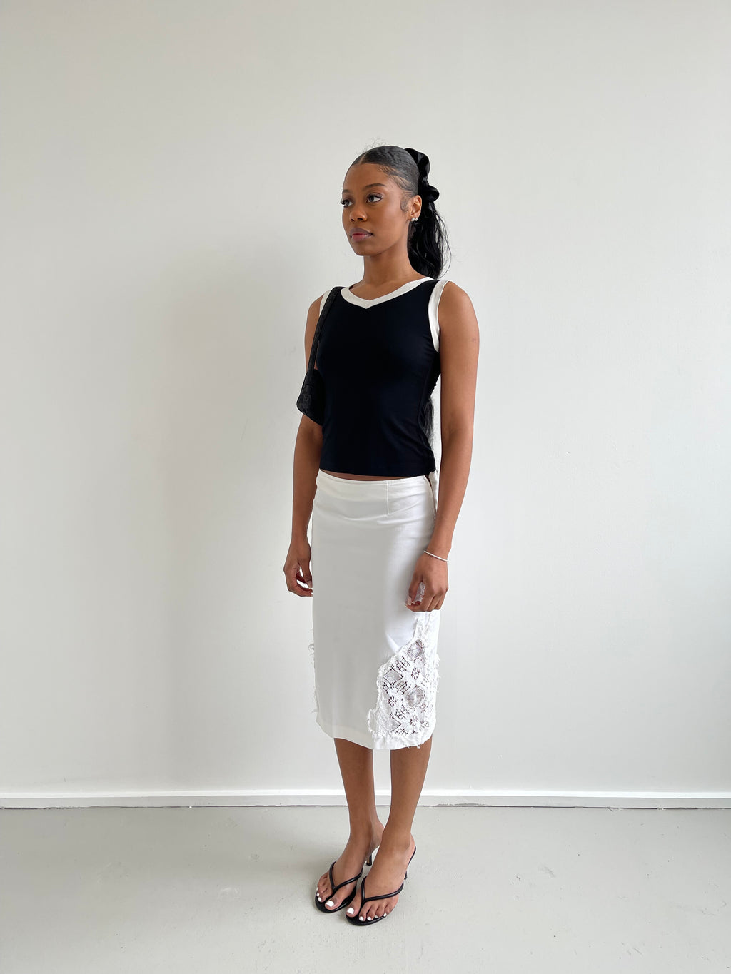 Moschino Jeans white pencil skirt with lace trims