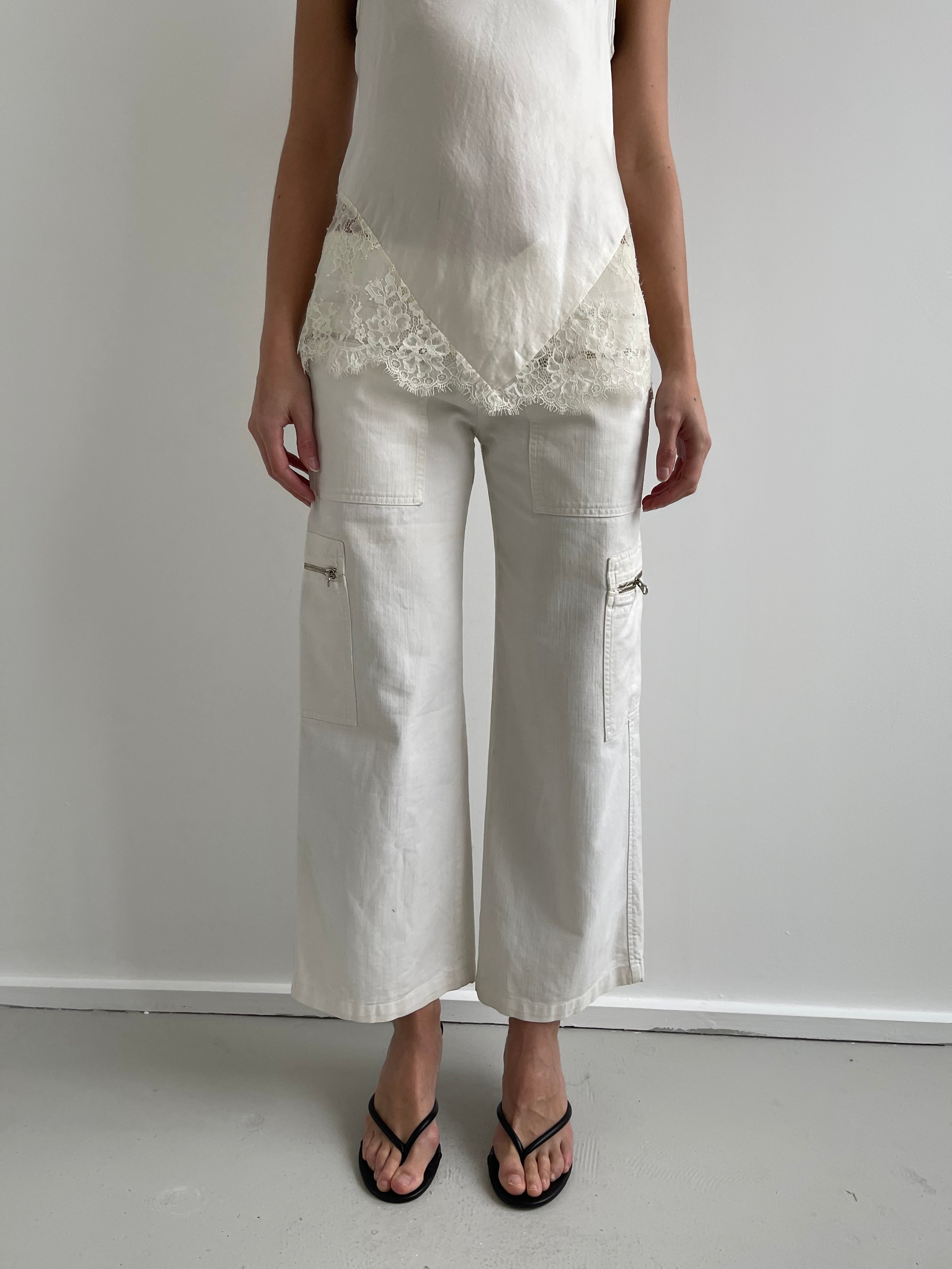 White straight leg cropped trousers
