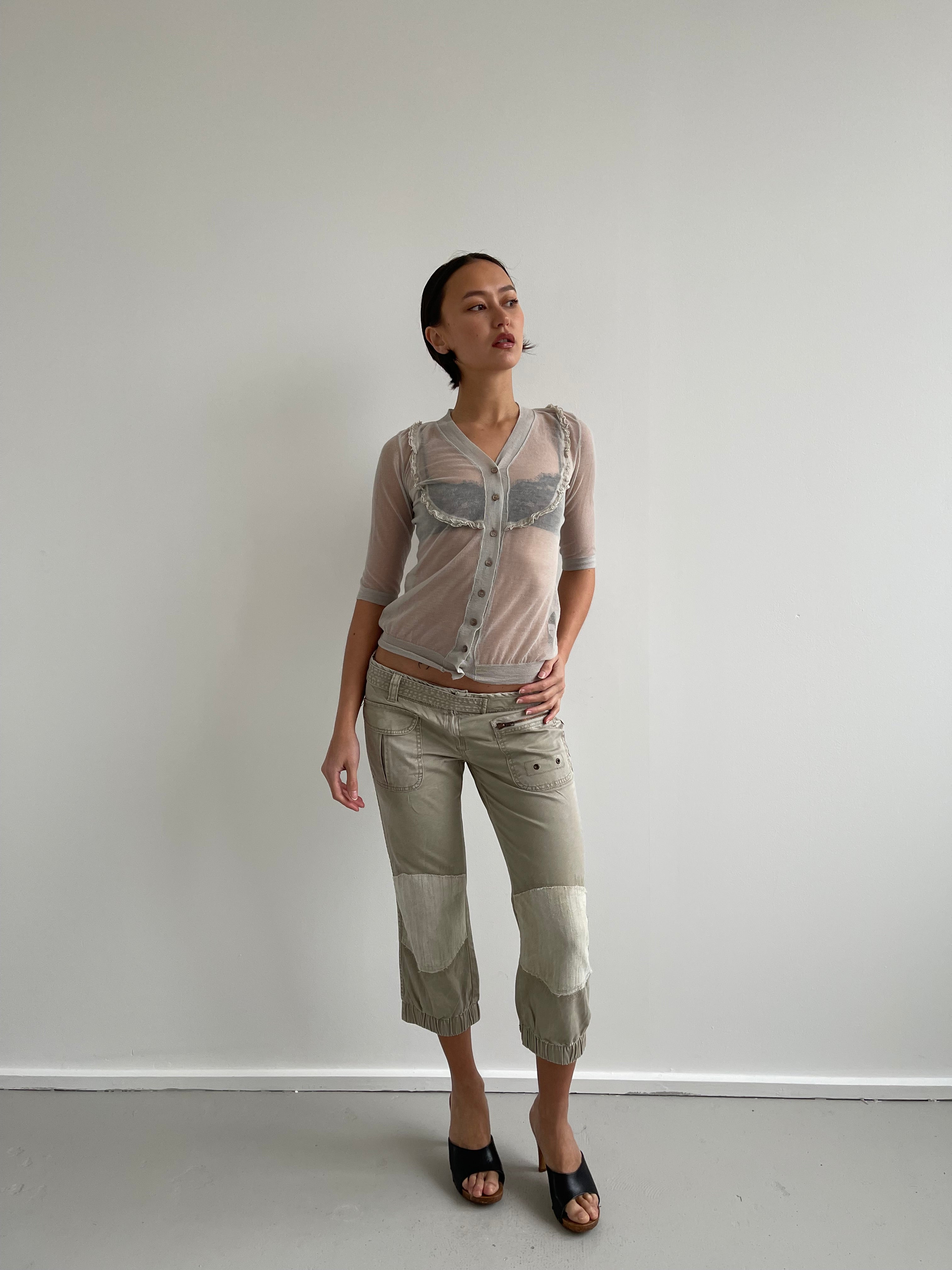 Pepe Jeans khaki capri trousers with patches