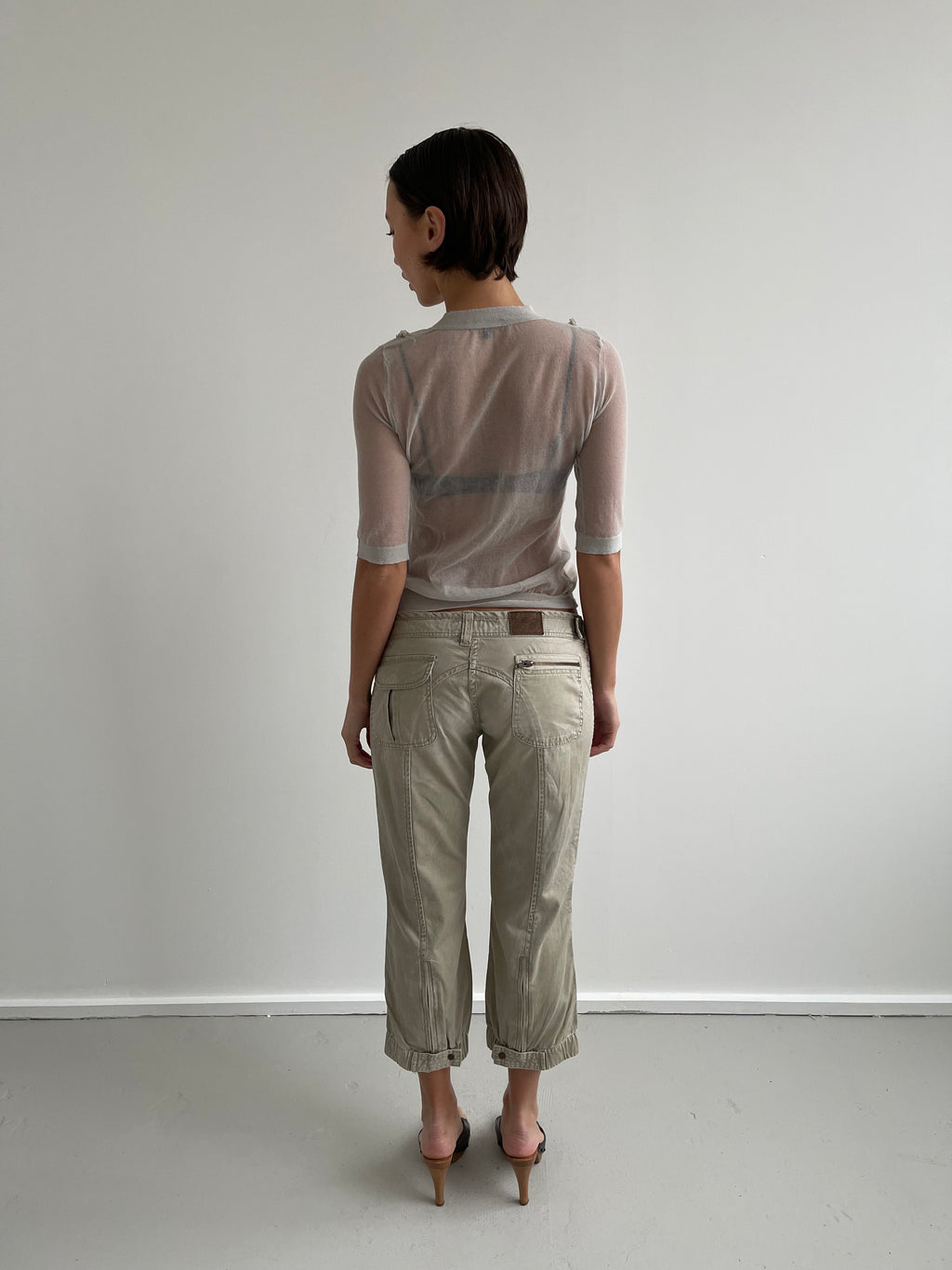 Burberry grey fine knit short sleeved blouse