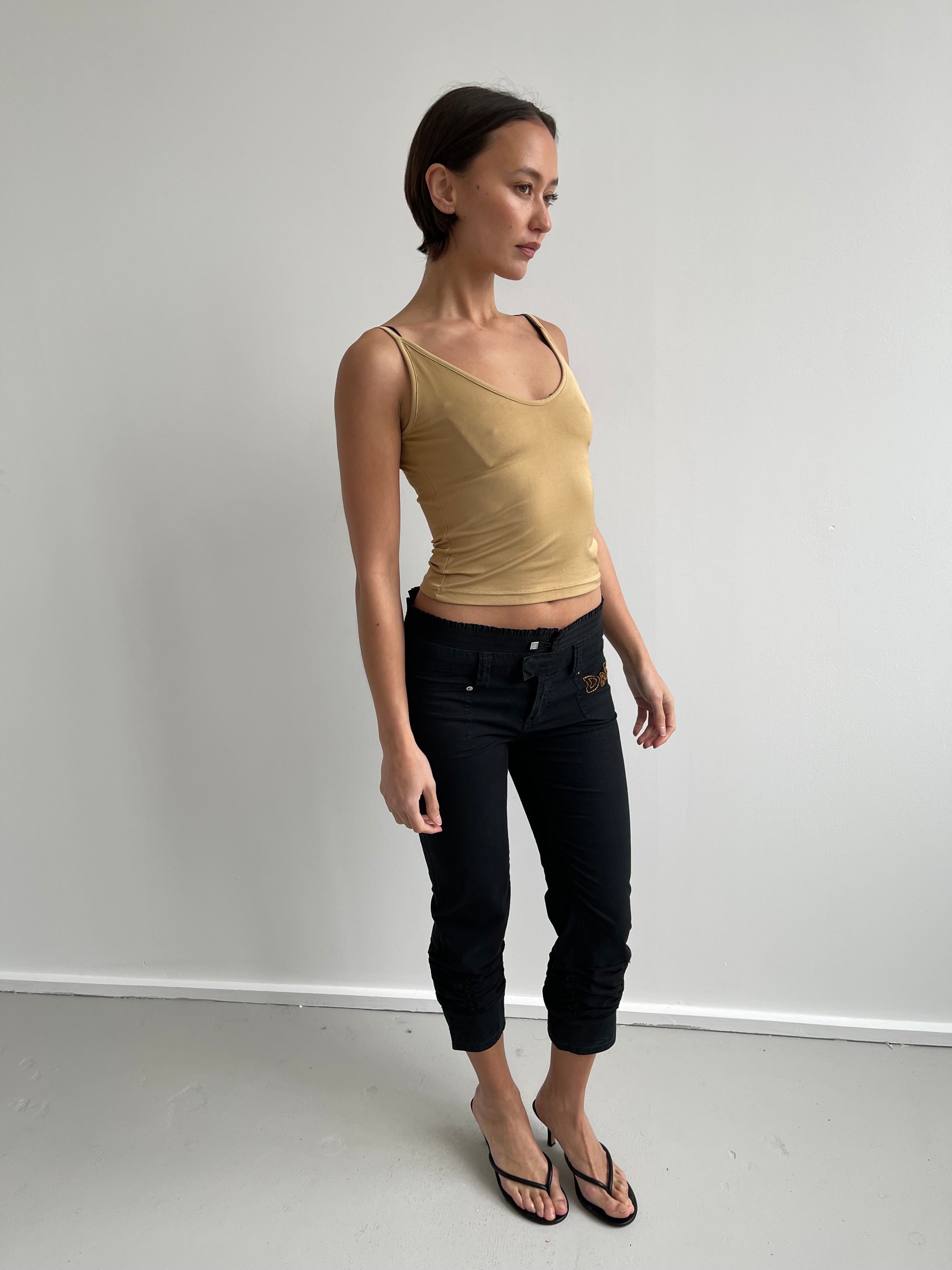 D&G black capri trousers with ruched detailing