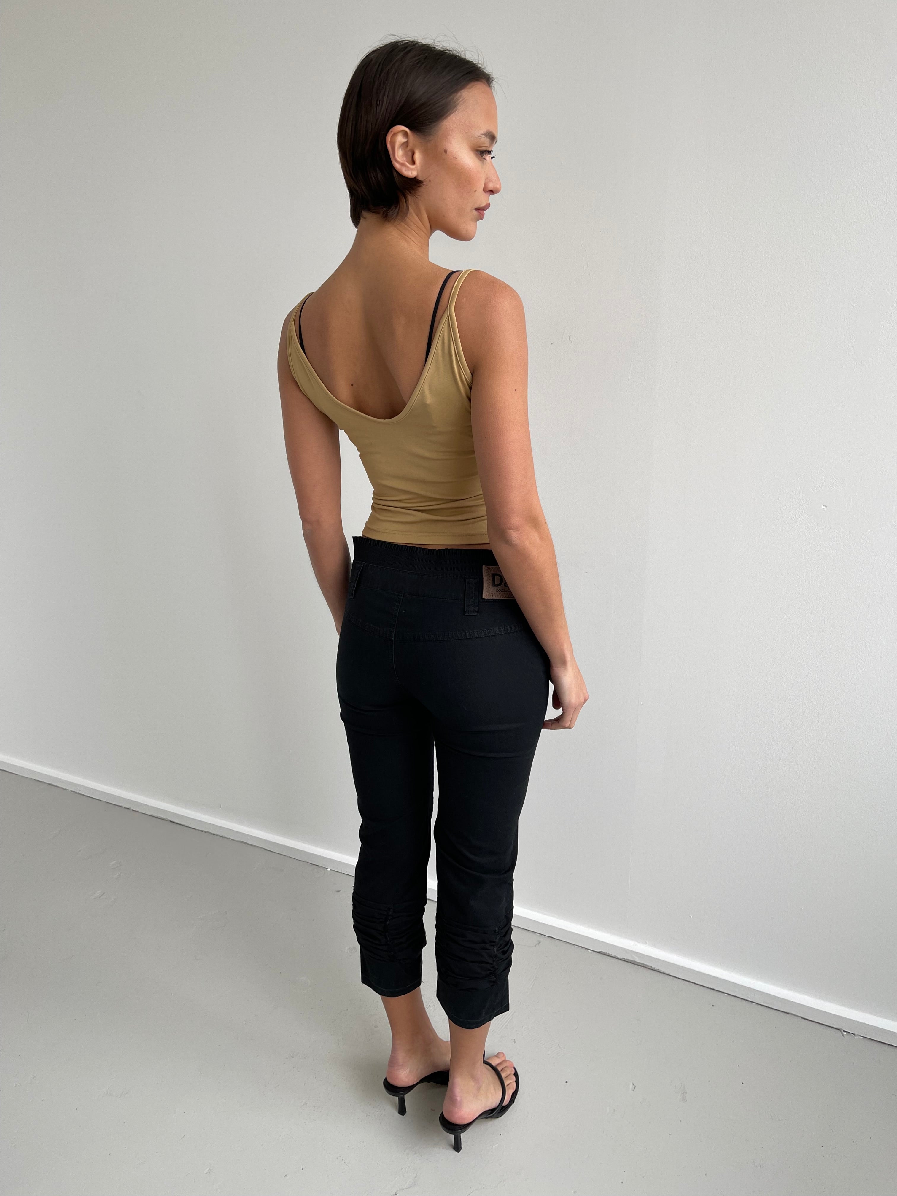 D&G black capri trousers with ruched detailing