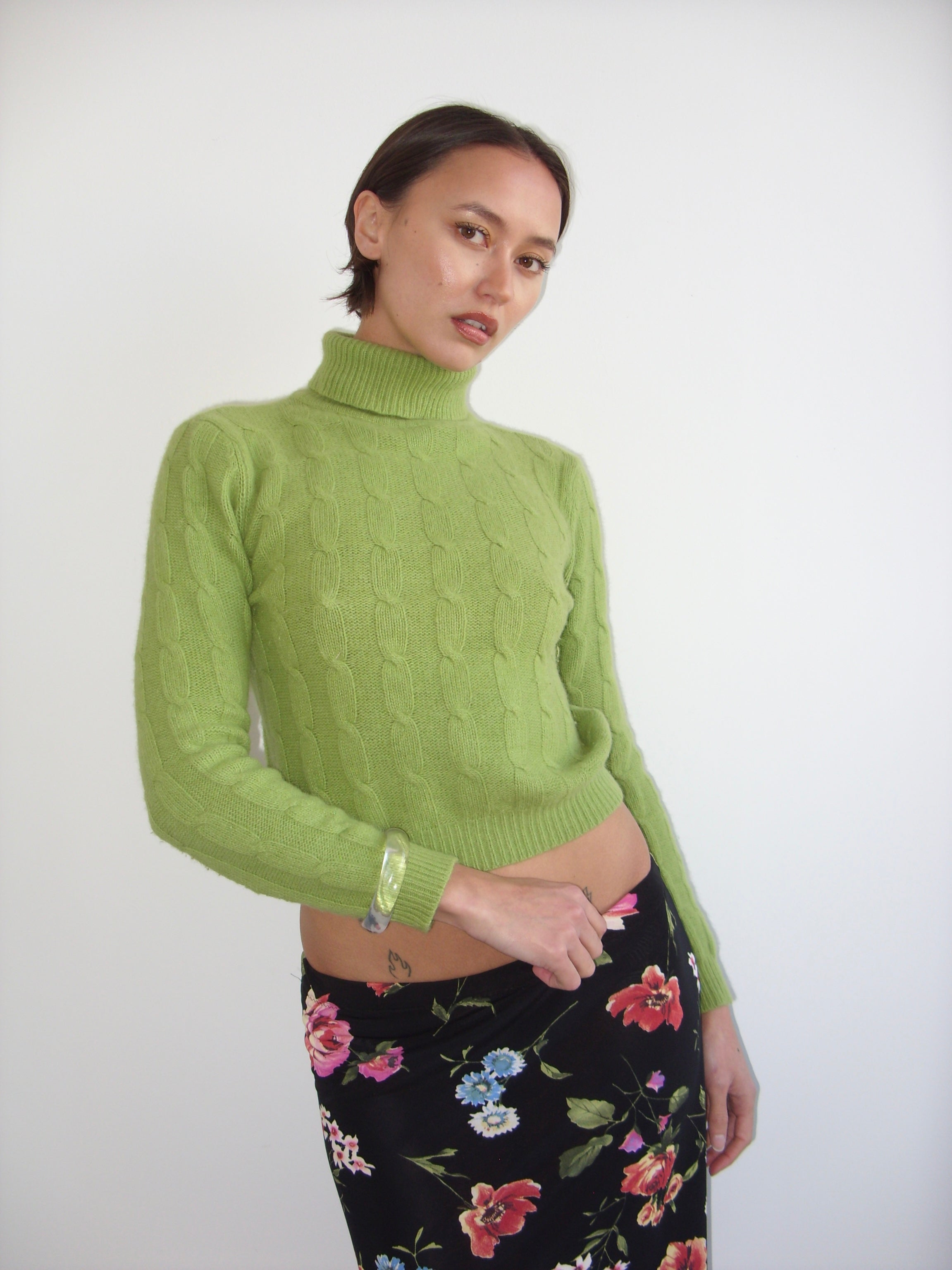 90s green cable knit jumper with roll neck