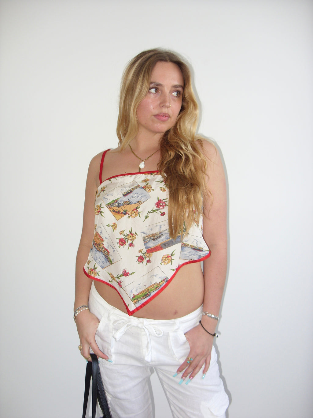 Intimissimi illustrated floaty handkerchief top