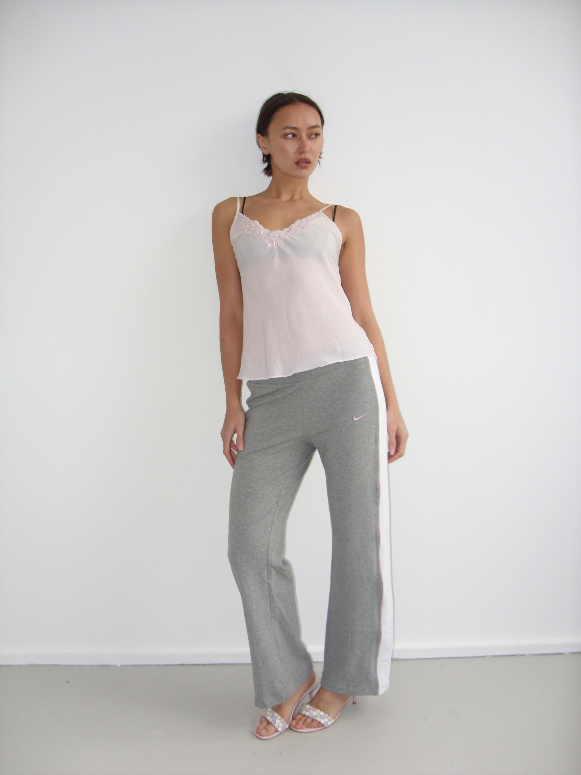 Nike 00s grey, white and pink sweatpants
